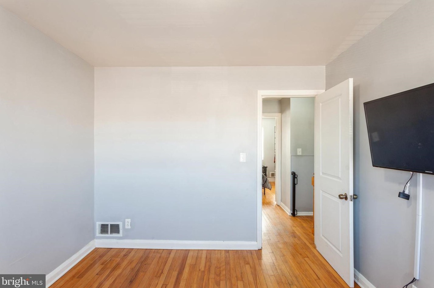 424 Imla St, Baltimore MD  21224-2923 exterior