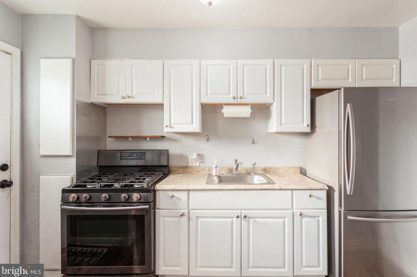 424 Imla St, Baltimore MD  21224-2923 exterior