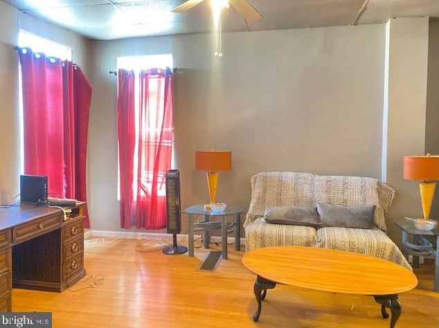 3421 Dupont Ave, Baltimore MD  21215-6317 exterior