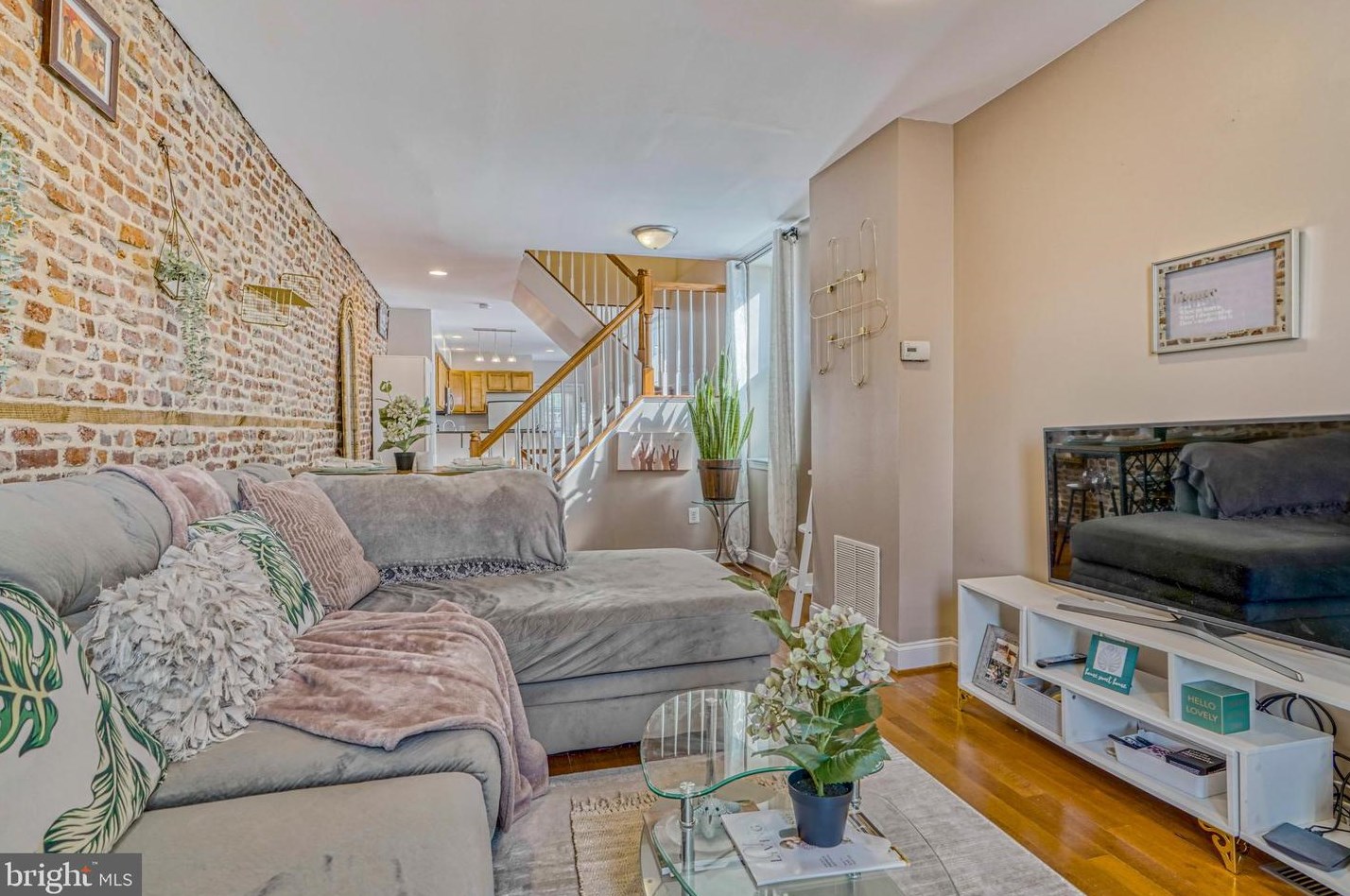 2 Heath St, Baltimore MD  21230-4423 exterior
