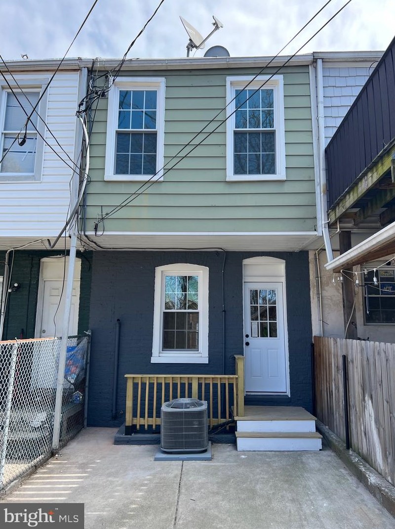 332 Lehigh St, Baltimore MD  21224-2623 exterior
