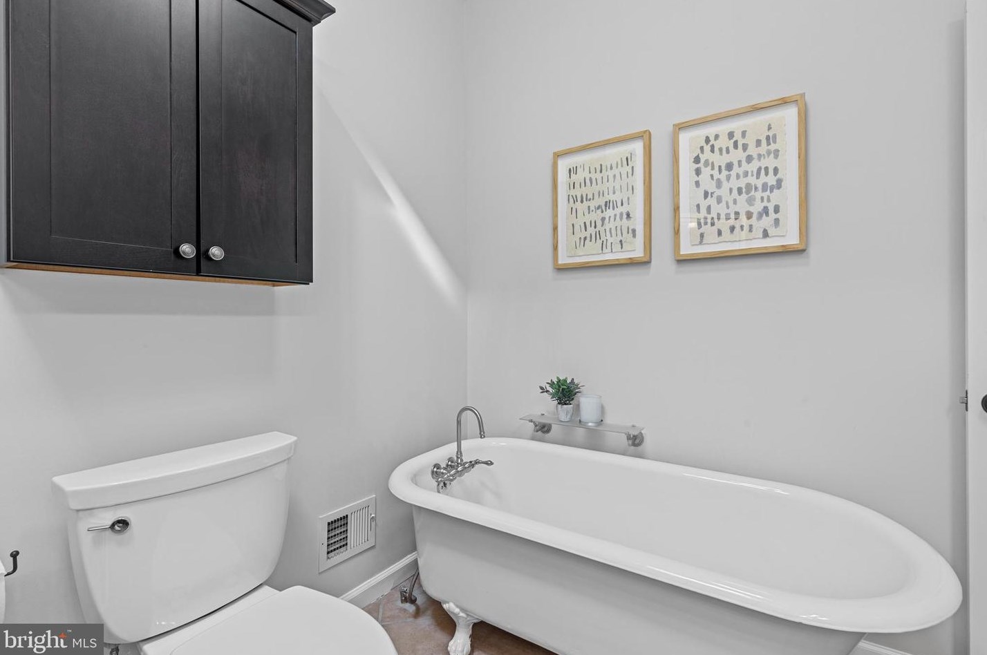 146 Ellwood Ave, Baltimore MD  21224-1307 exterior