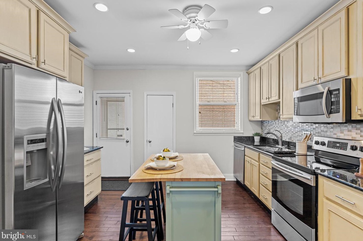 146 Ellwood Ave, Baltimore MD  21224-1307 exterior