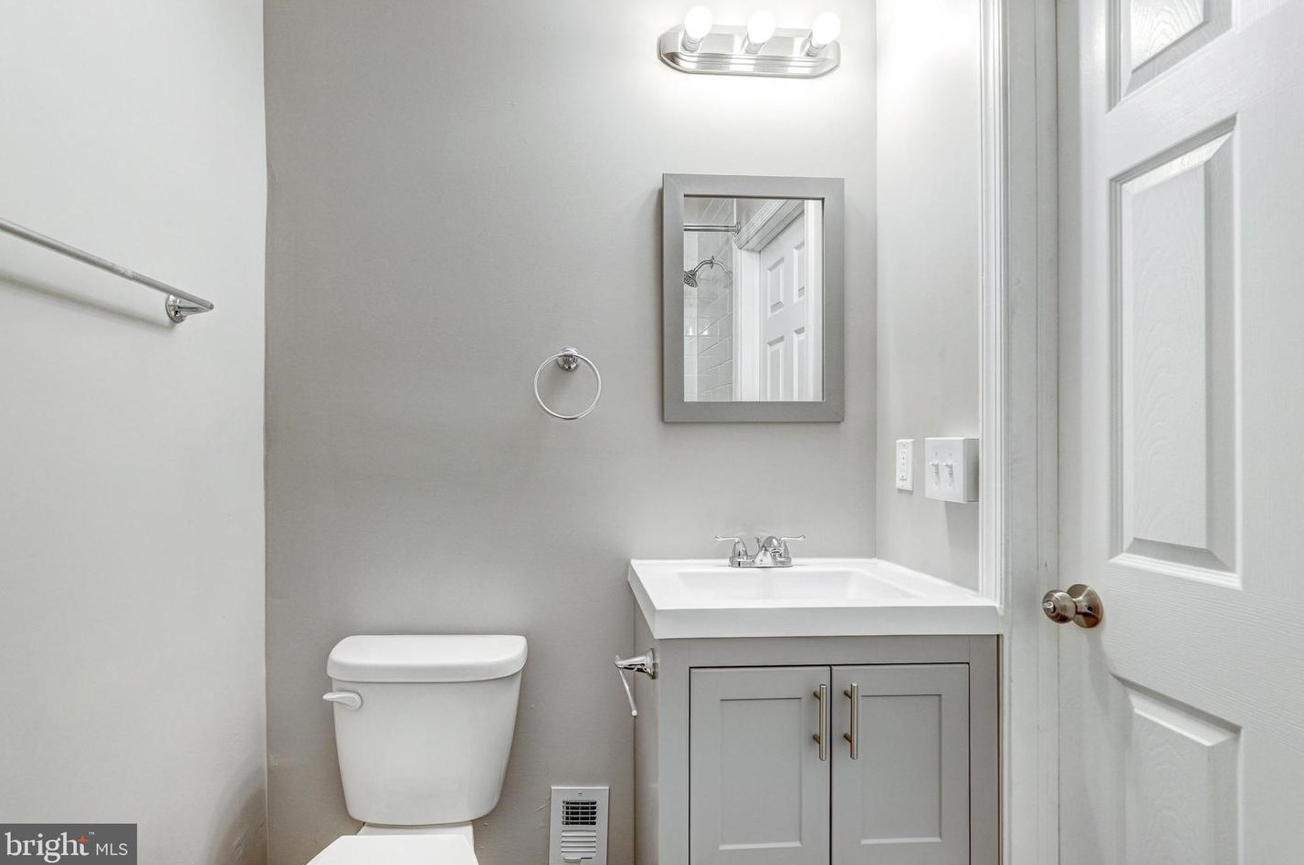 3103 Frisby St, Baltimore MD  21218-3520 exterior