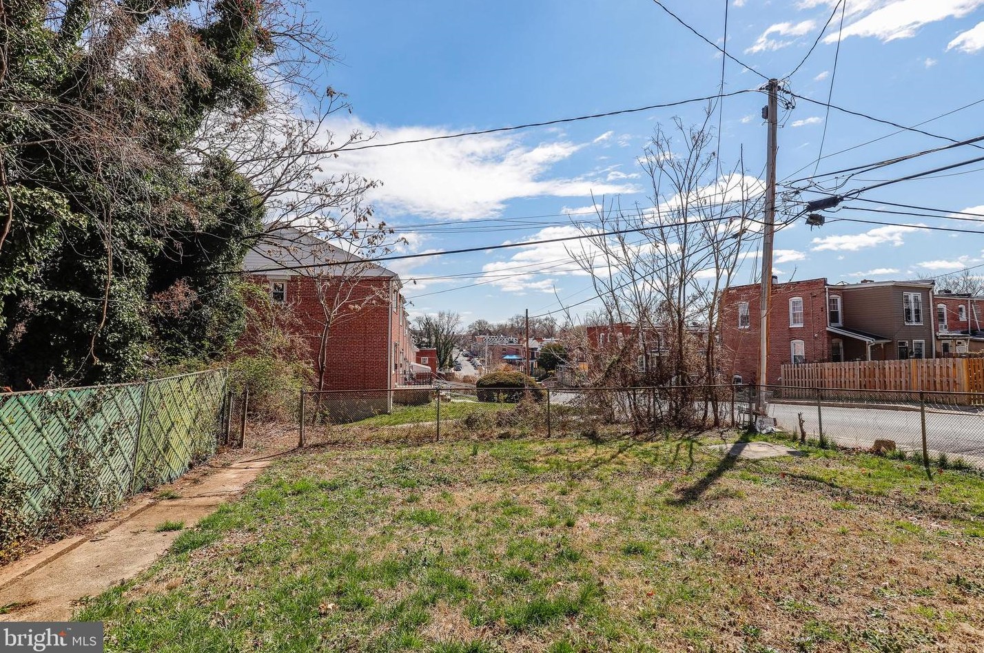 3103 Frisby St, Baltimore MD  21218-3520 exterior