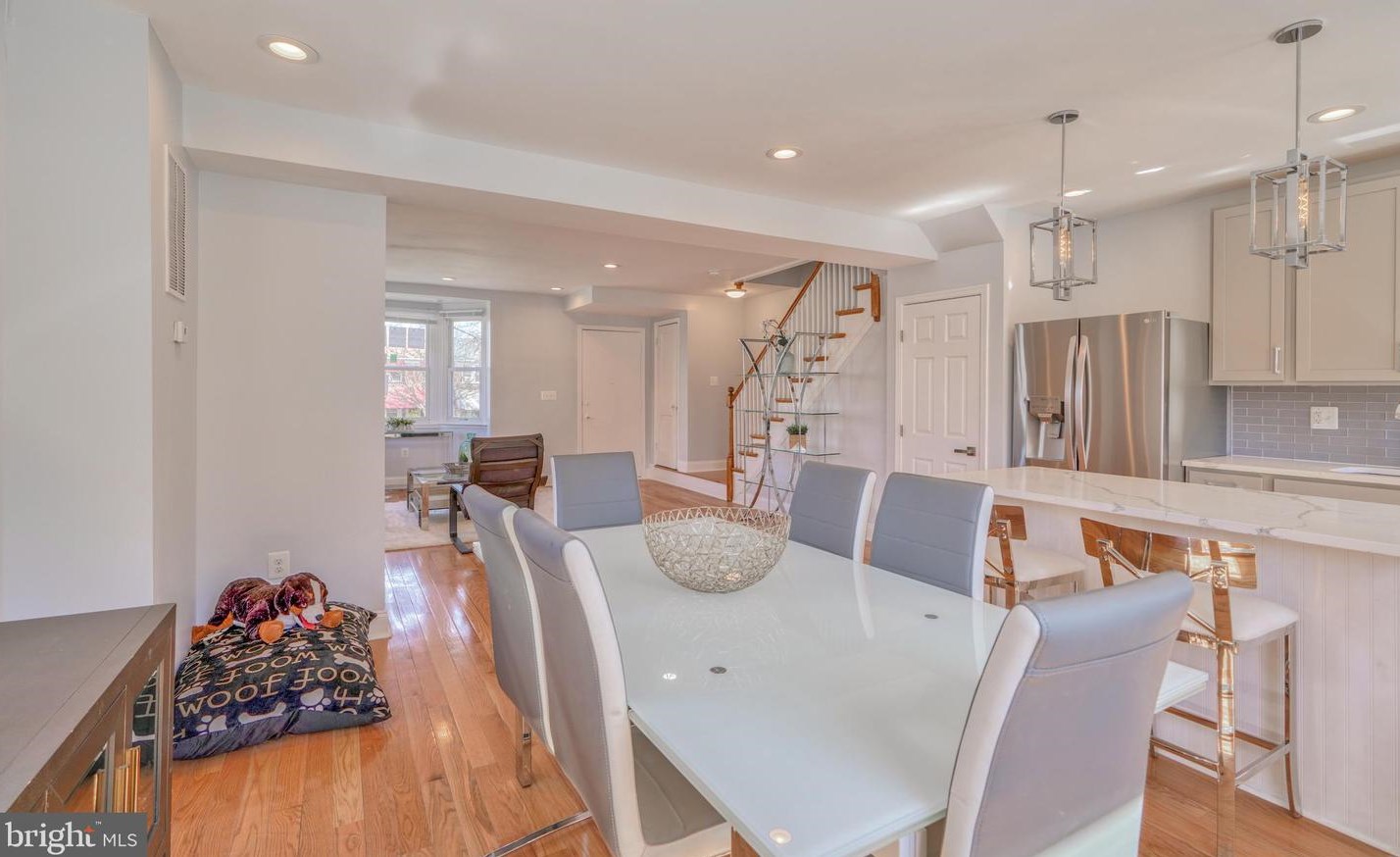 1637 Kingsway Rd, Baltimore MD  21218-1646 exterior