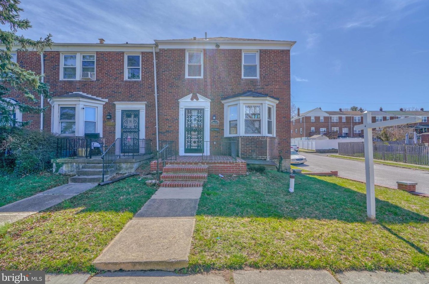 1637 Kingsway Rd, Baltimore MD  21218-1646 exterior
