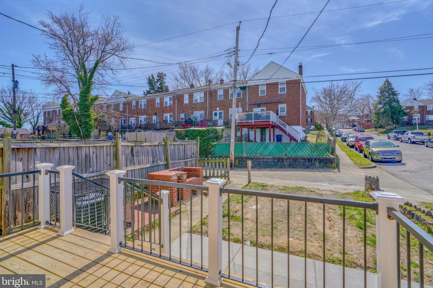 1637 Kingsway Rd, Baltimore MD  21218-1646 exterior