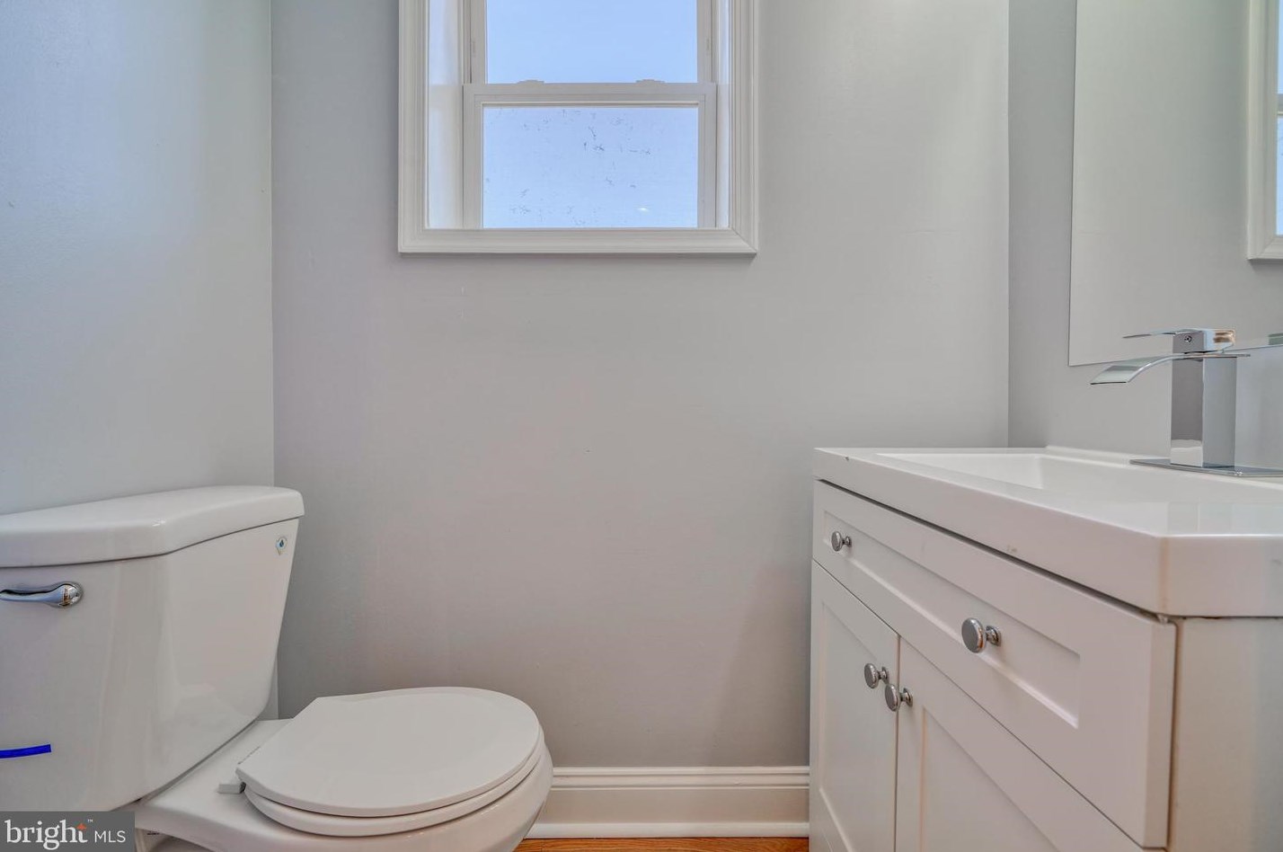 1637 Kingsway Rd, Baltimore MD  21218-1646 exterior