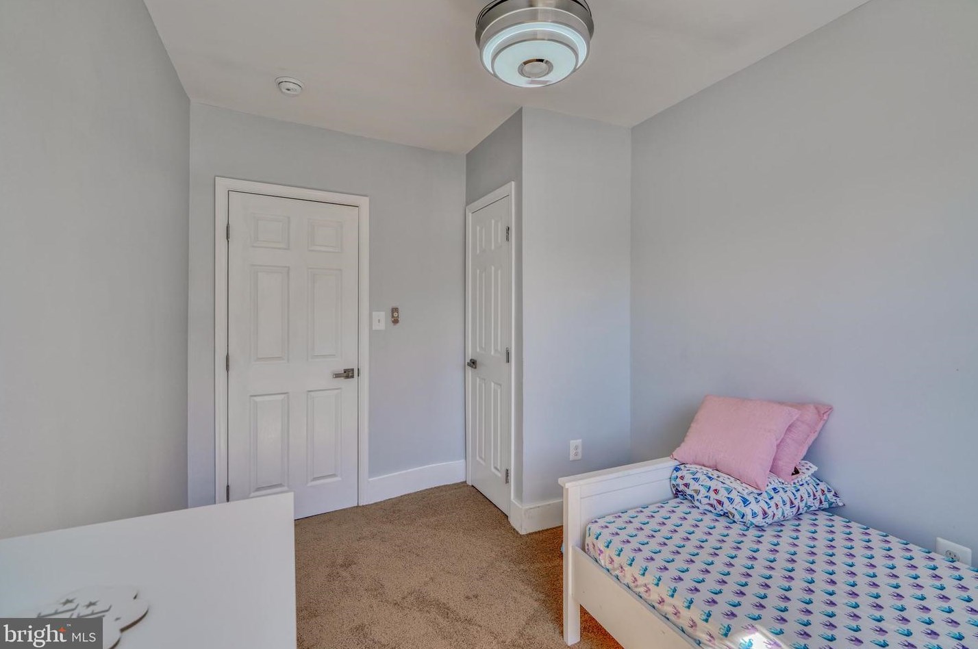 1637 Kingsway Rd, Baltimore MD  21218-1646 exterior