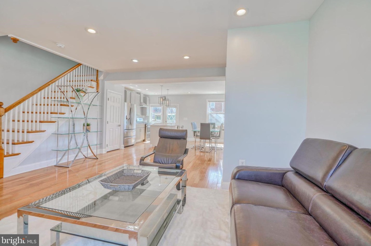 1637 Kingsway Rd, Baltimore MD  21218-1646 exterior