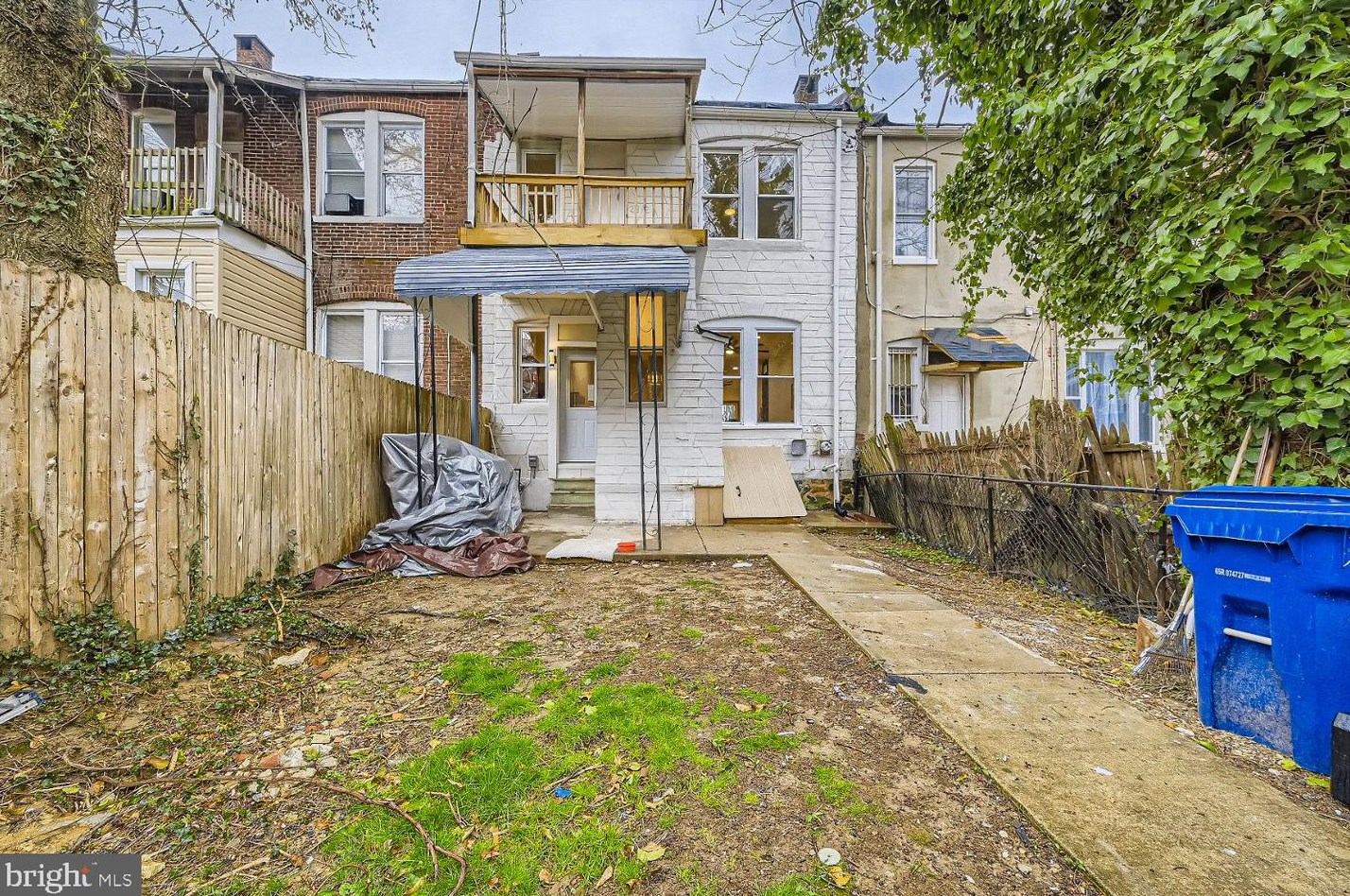 2812 Norfolk Ave, Baltimore MD  21215-7714 exterior