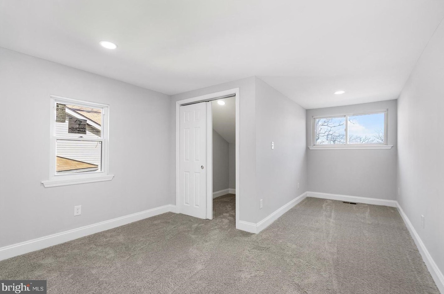 2800 Chelsea Ter, Baltimore MD  21216-1727 exterior