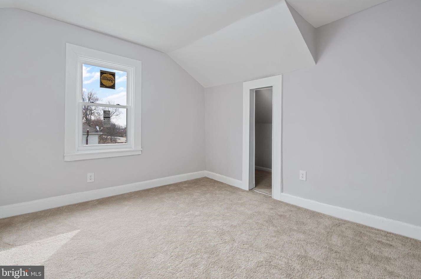 3000 Rosalind Ave, Baltimore MD  21215-6405 exterior