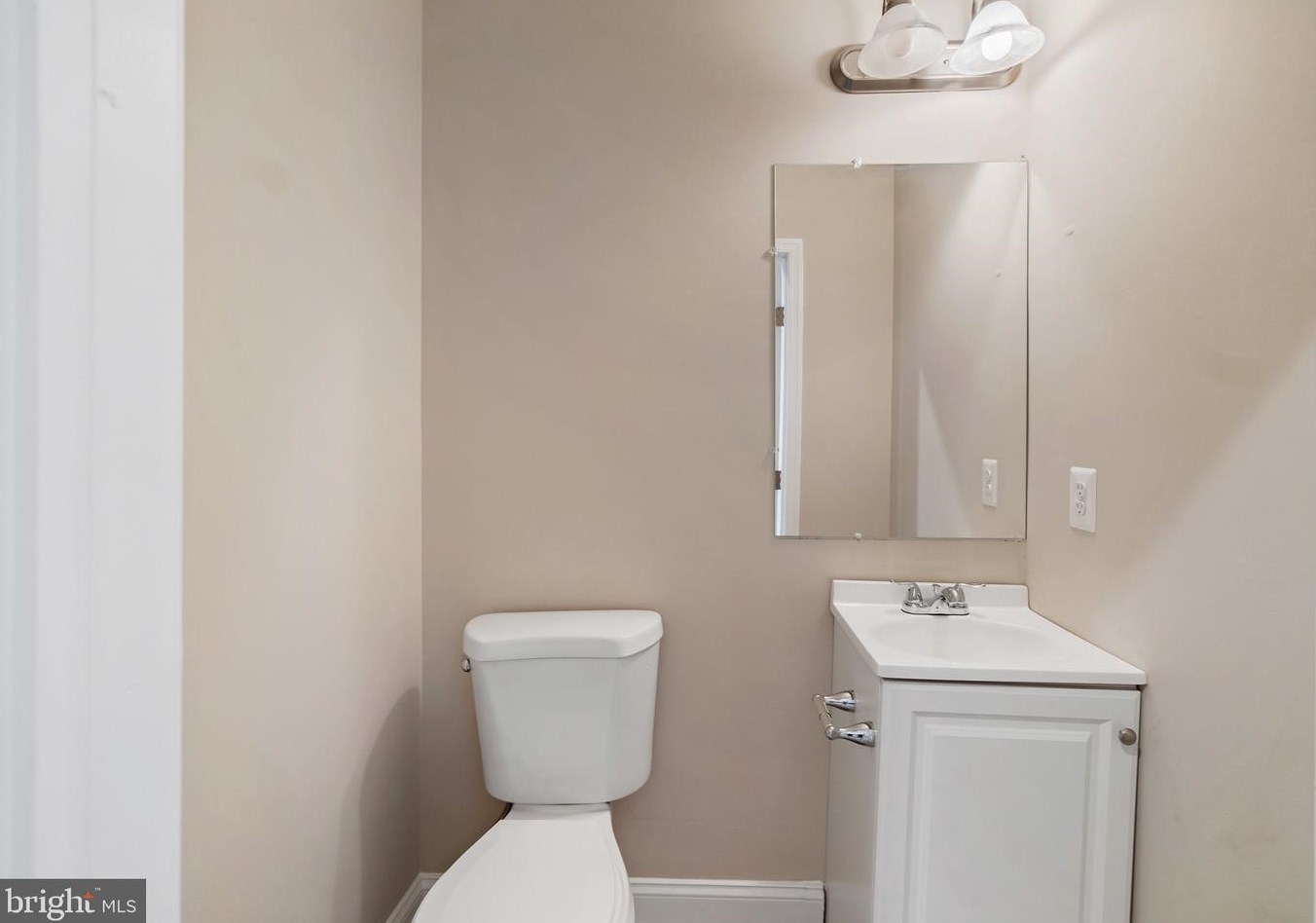 2419 Hoffman St, Baltimore MD  21213-3634 exterior