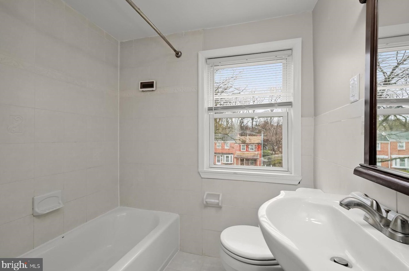 1321 Limit Ave, Baltimore MD  21239-1725 exterior