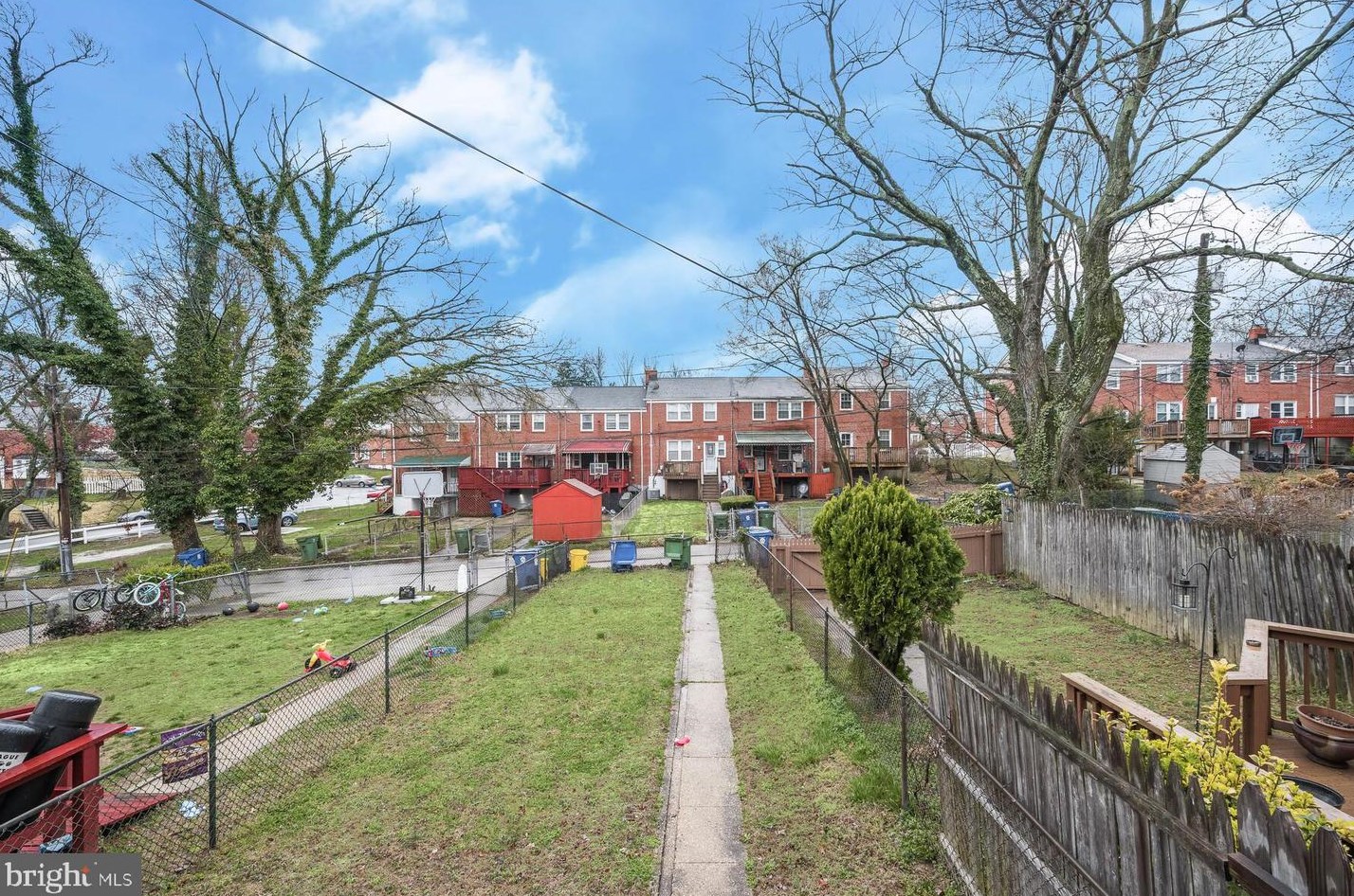 1321 Limit Ave, Baltimore MD  21239-1725 exterior