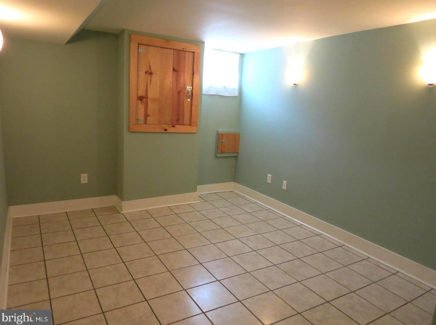 3208 Elliott St, Baltimore MD  21224-5014 exterior