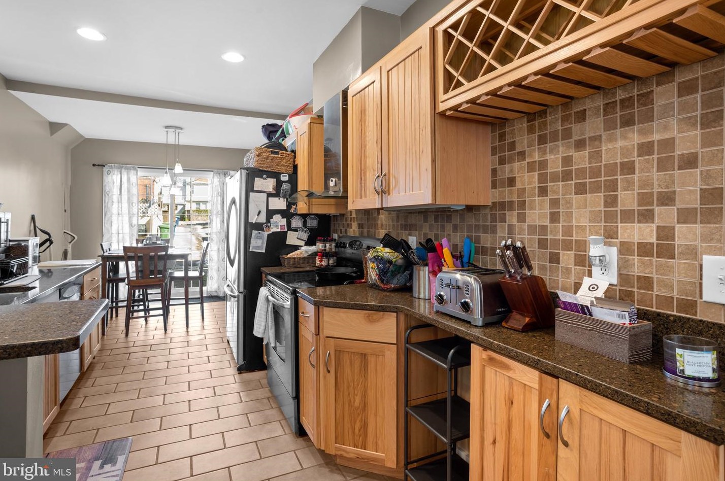 3208 Elliott St, Baltimore MD  21224-5014 exterior