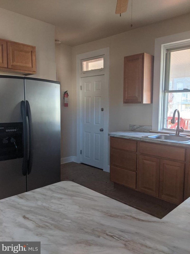 500 Parksley Ave, Baltimore MD  21223-2728 exterior
