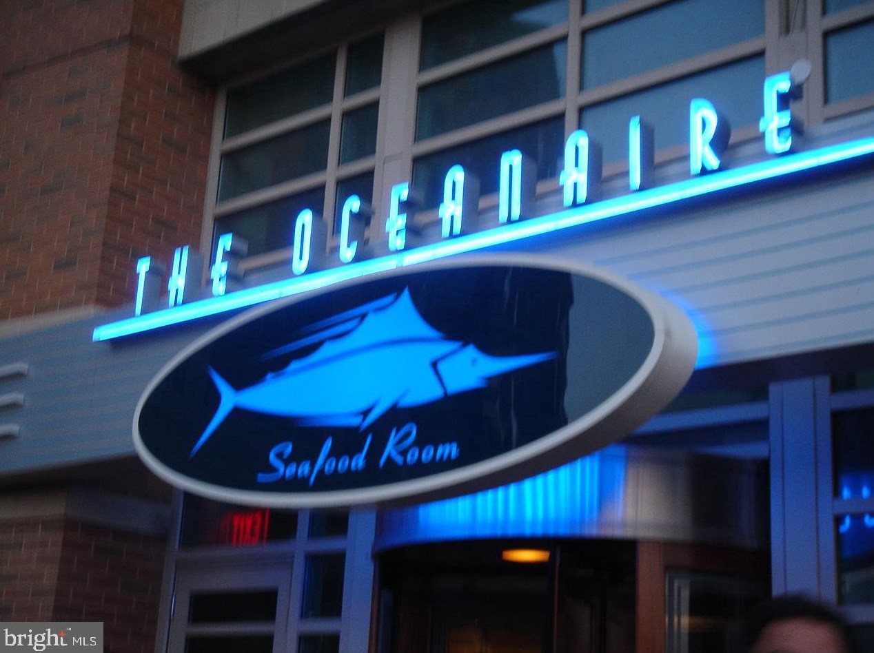 250 President St, Baltimore MD 21202-4436 exterior