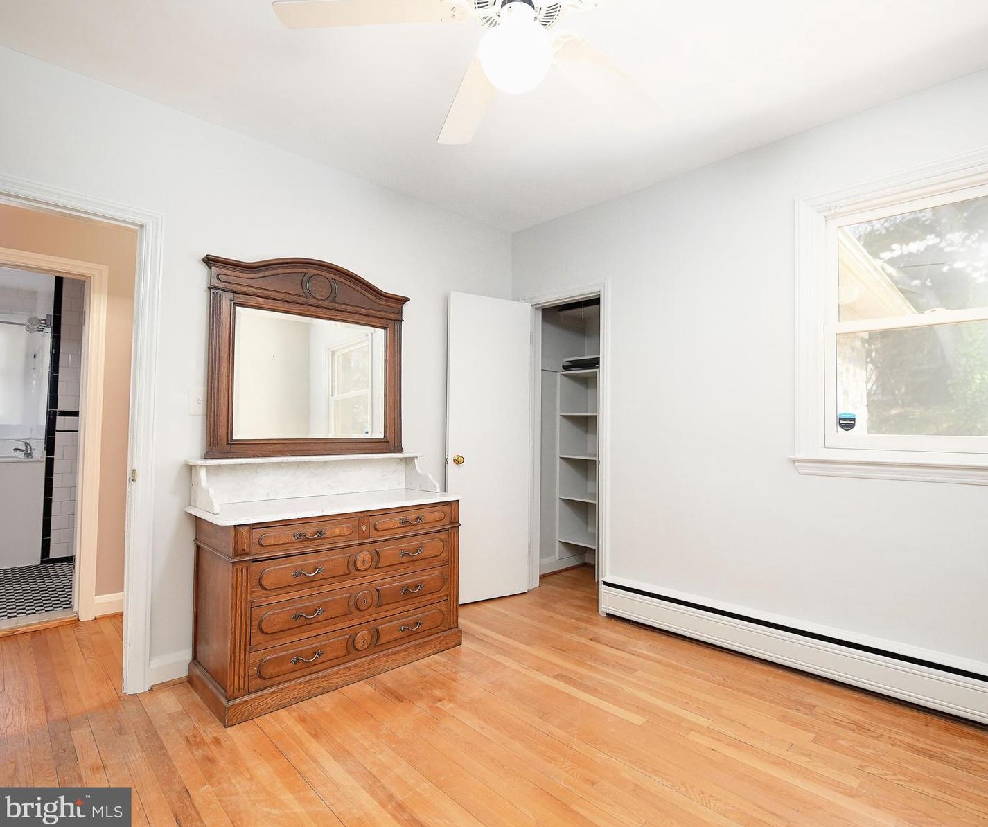 5511 Greenleaf Rd, Baltimore MD  21210-2008 exterior