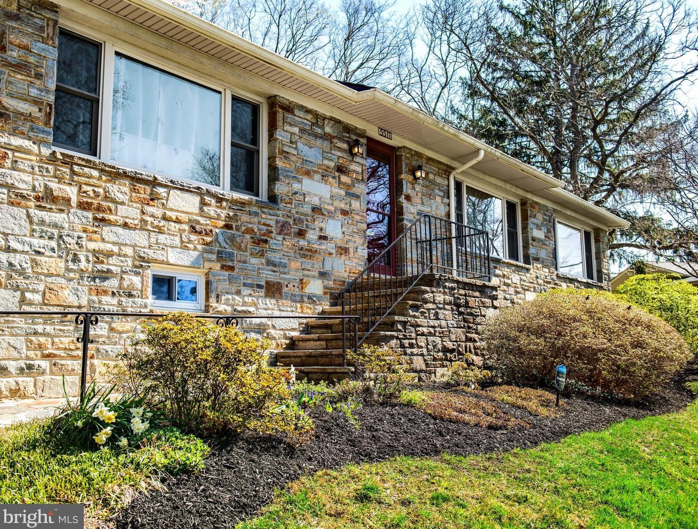 5511 Greenleaf Rd, Baltimore MD  21210-2008 exterior