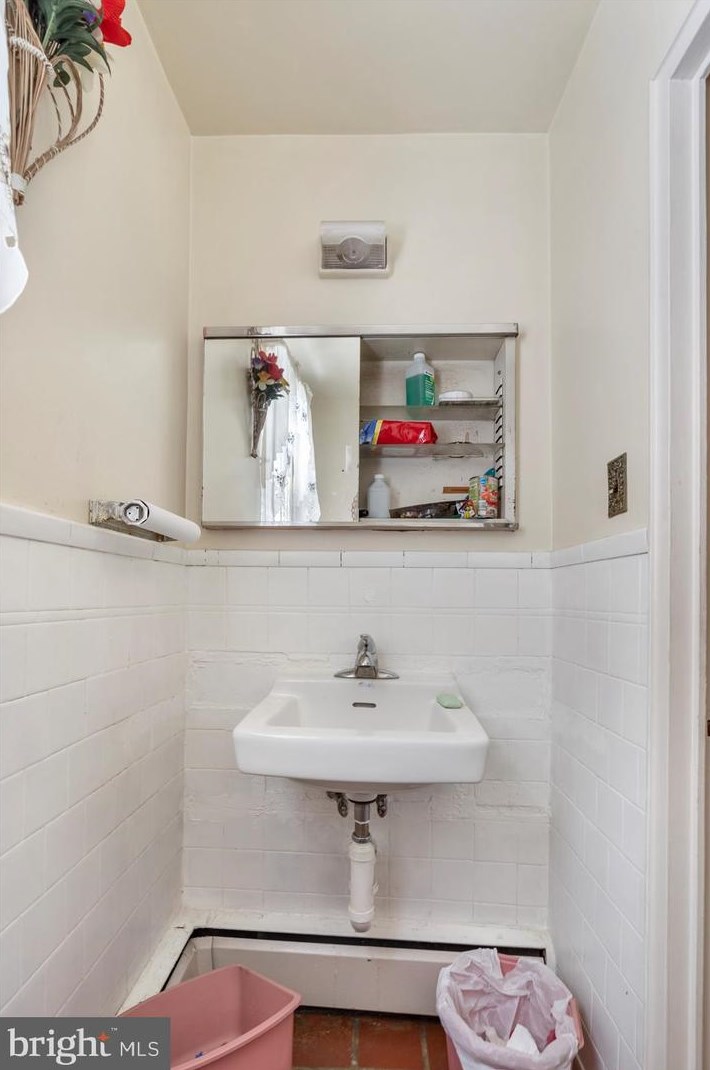 4548 Derby Manor Dr, Baltimore MD  21215-6539 exterior