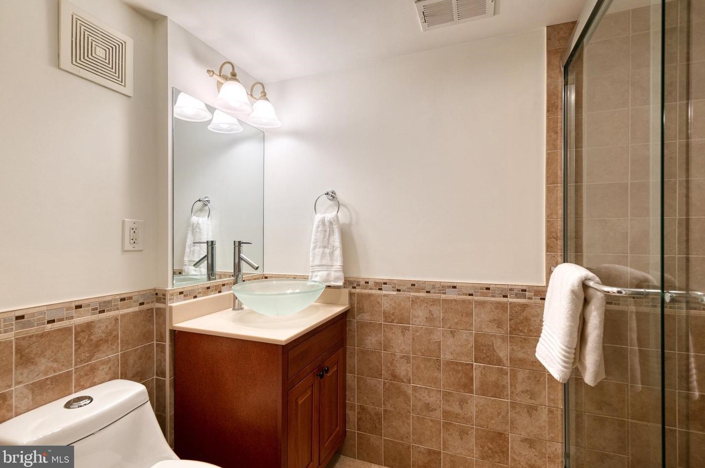 717 Curley St, Baltimore MD  21205-2717 exterior