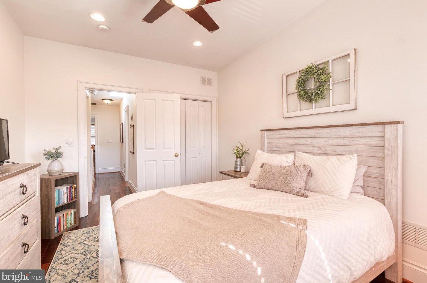 717 Curley St, Baltimore MD  21205-2717 exterior