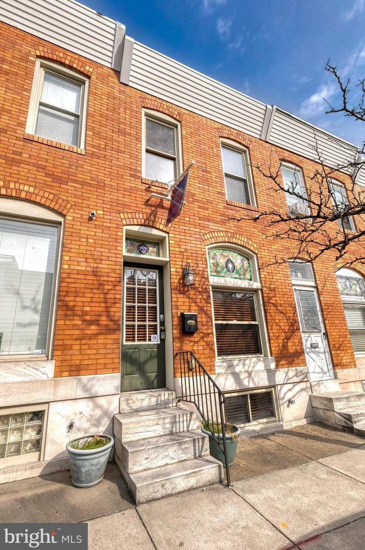 717 Curley St, Baltimore MD  21205-2717 exterior