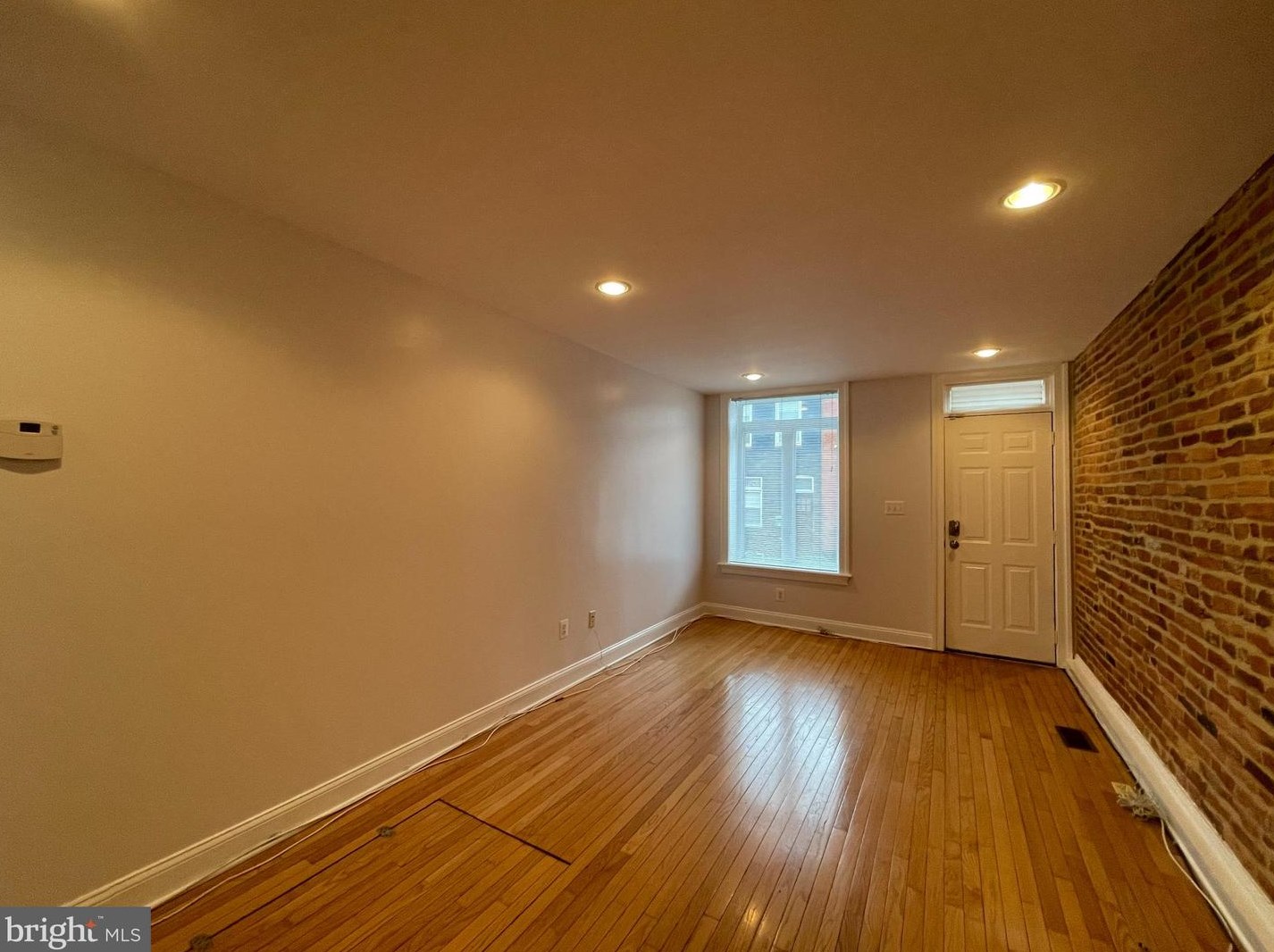 827 Decker Ave, Baltimore MD  21224-3960 exterior