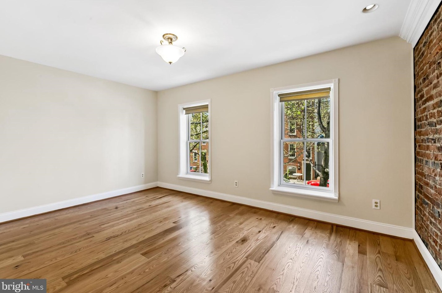 527 Ann St, Baltimore MD  21231-2906 exterior
