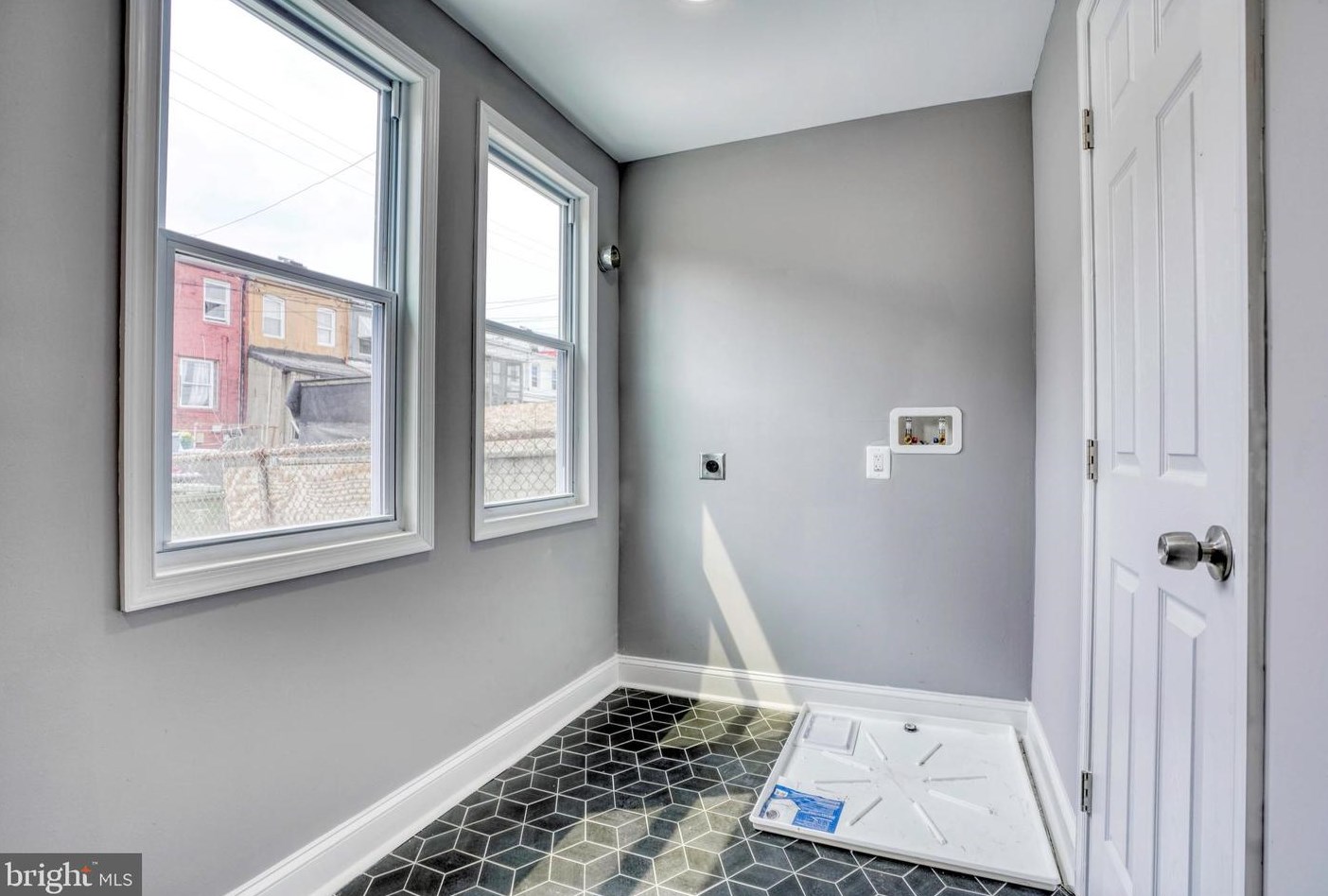 712 Madeira St, Baltimore MD  21205-2402 exterior