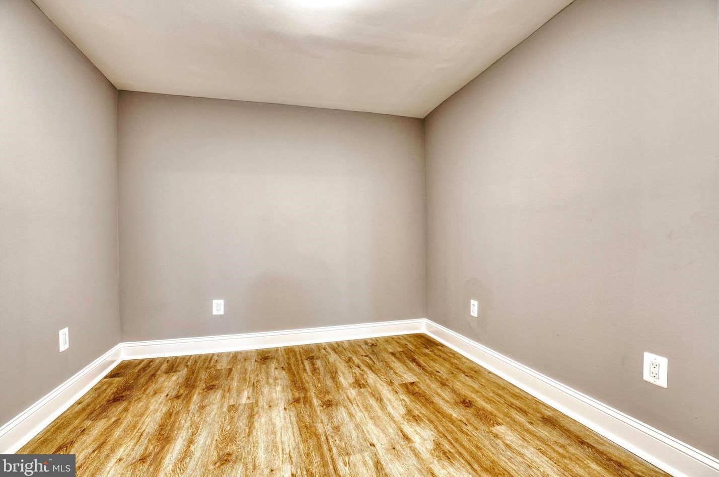 712 Madeira St, Baltimore MD  21205-2402 exterior