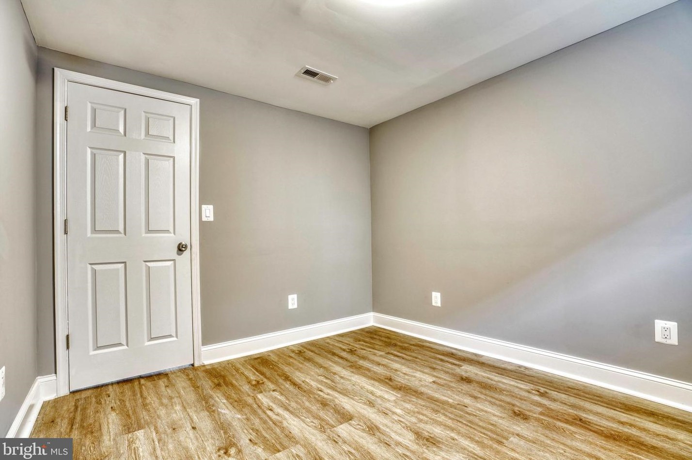 712 Madeira St, Baltimore MD  21205-2402 exterior