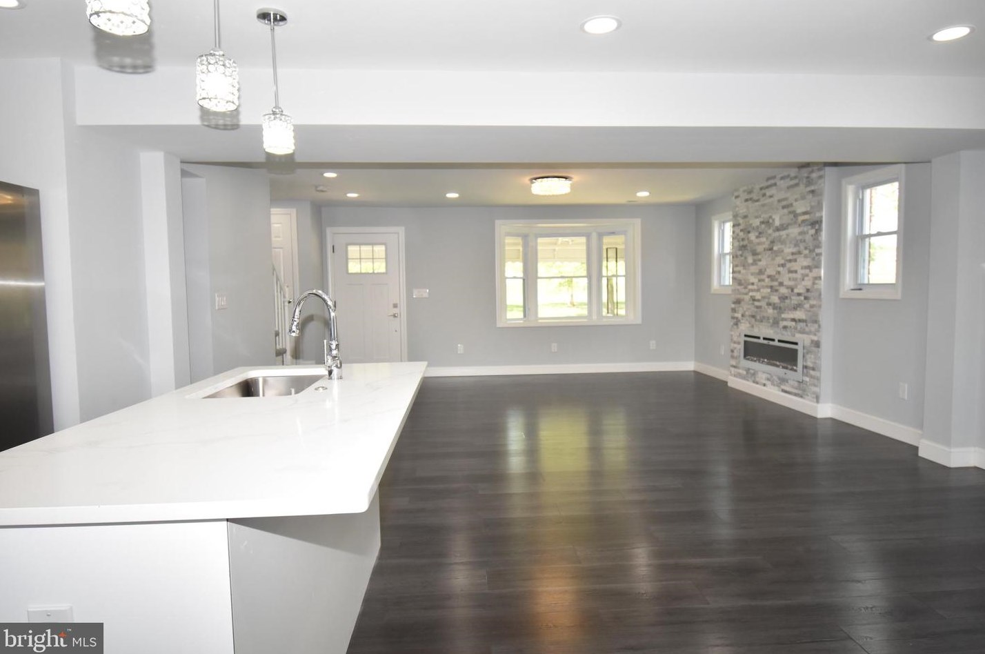 5023 Briarclift Rd, Baltimore MD  21229-1352 exterior