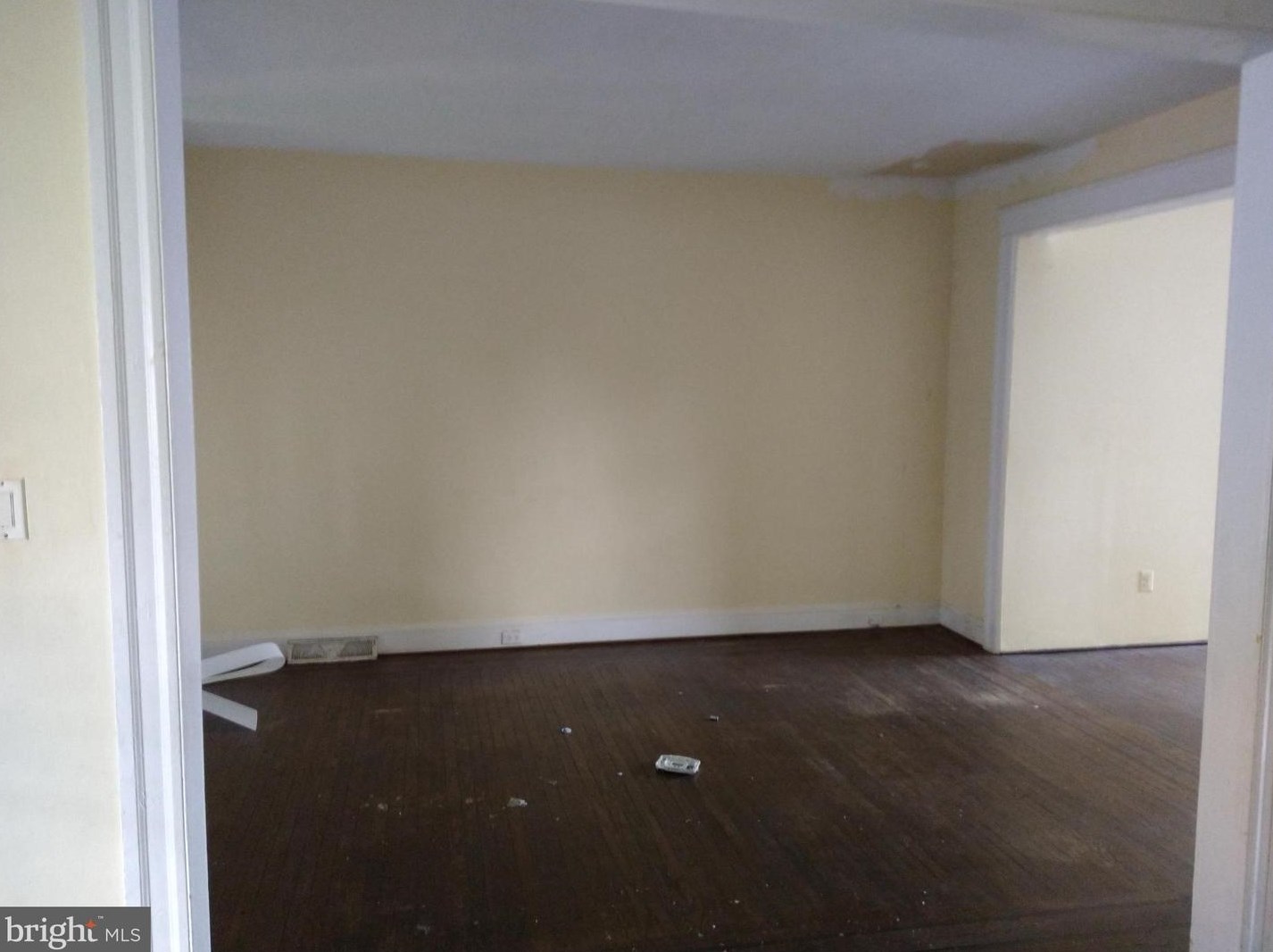 3933 Mulberry St, Baltimore MD  21229-2932 exterior