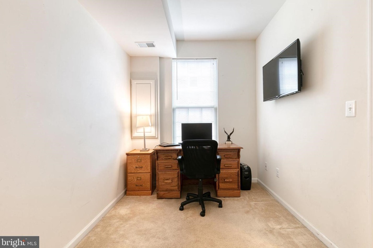 904 Macon St, Baltimore MD  21224-3014 exterior