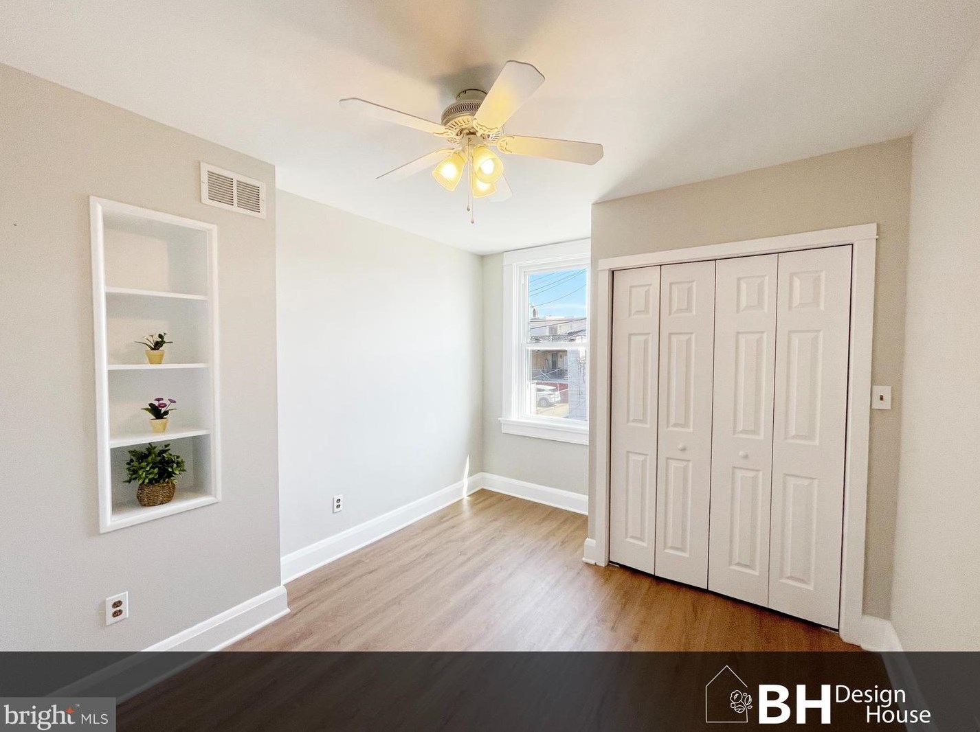 449 Anglesea St, Baltimore MD 21224-2706 exterior