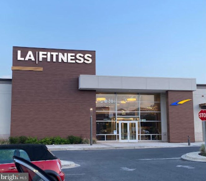 449 Anglesea St, Baltimore MD 21224-2706 exterior