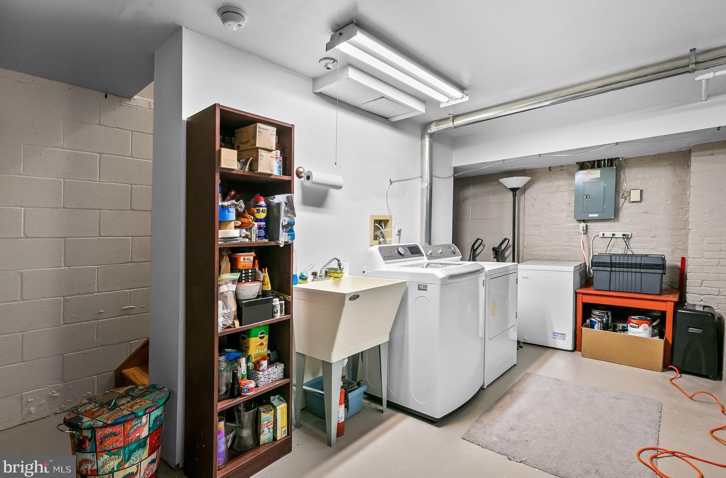 827 Sharp St, Baltimore MD  21230-3613 exterior