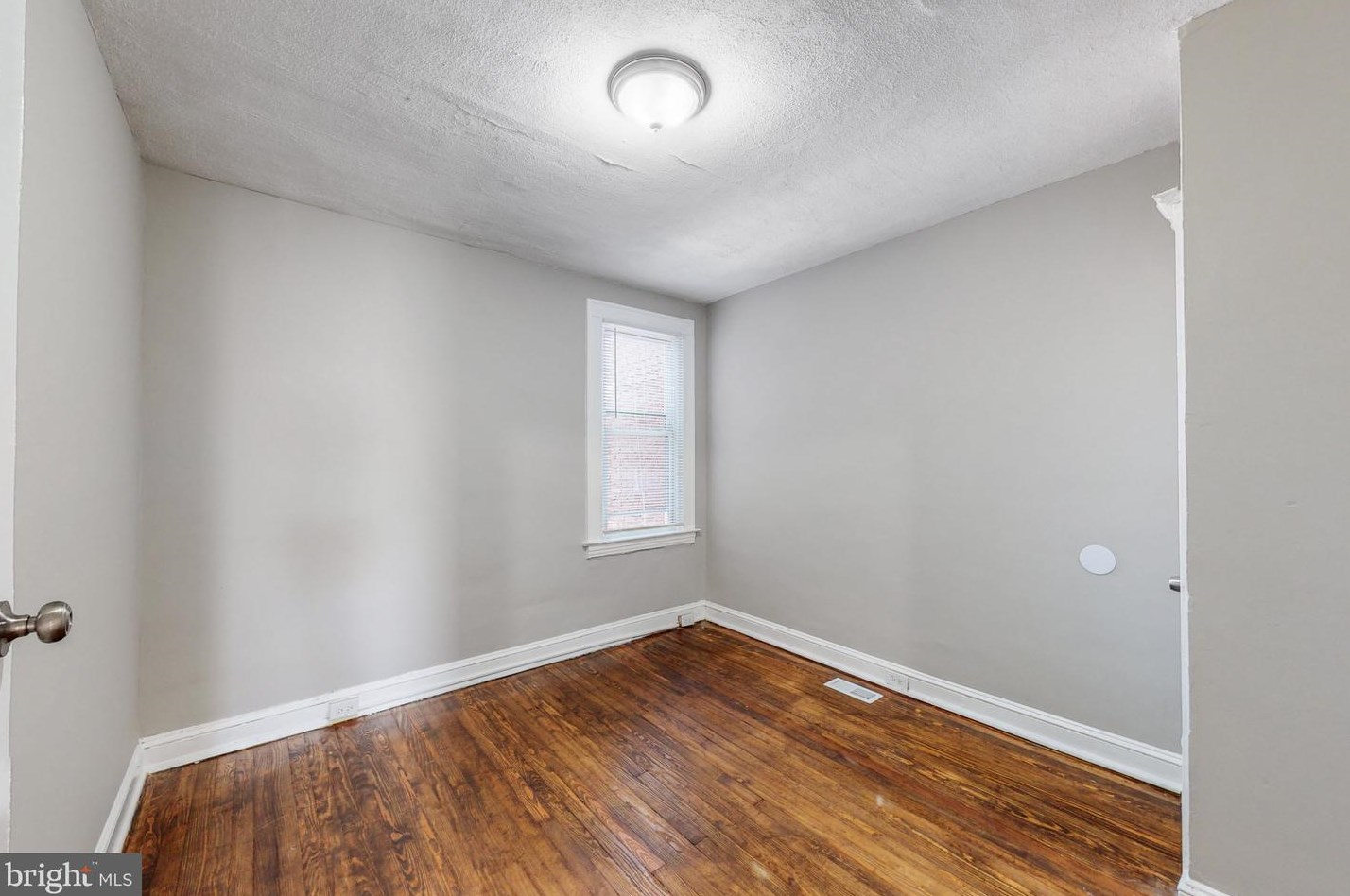 4260 Nicholas Ave, Baltimore MD  21206-6417 exterior