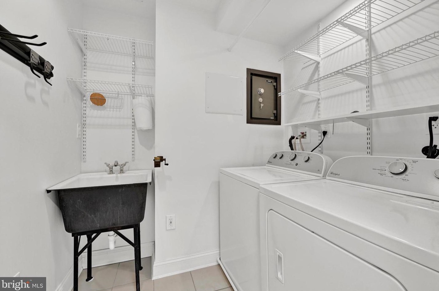 625 Conkling St, Baltimore MD  21224-4204 exterior