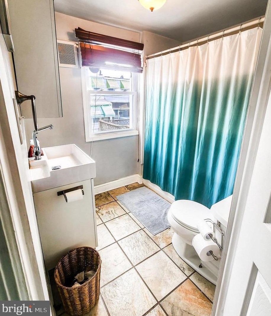 2843 Miles Ave, Baltimore MD  21211-2924 exterior