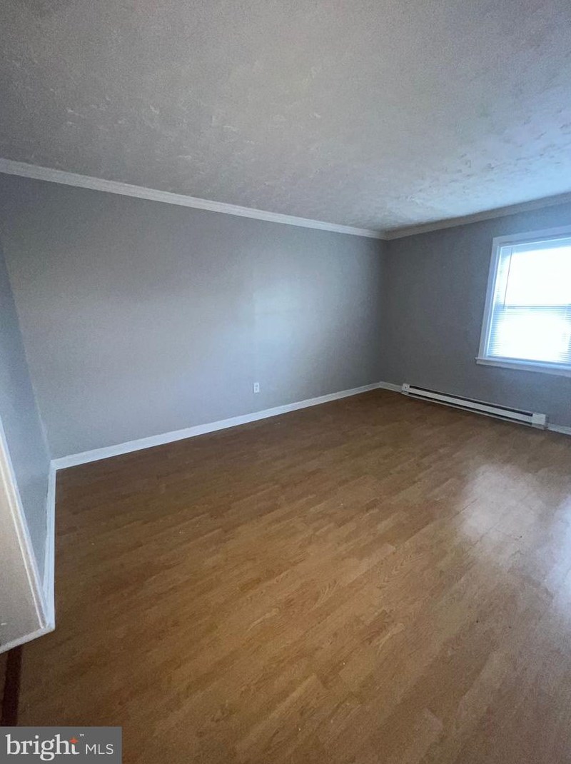 825 Stoll St, Baltimore MD  21225-2147 exterior