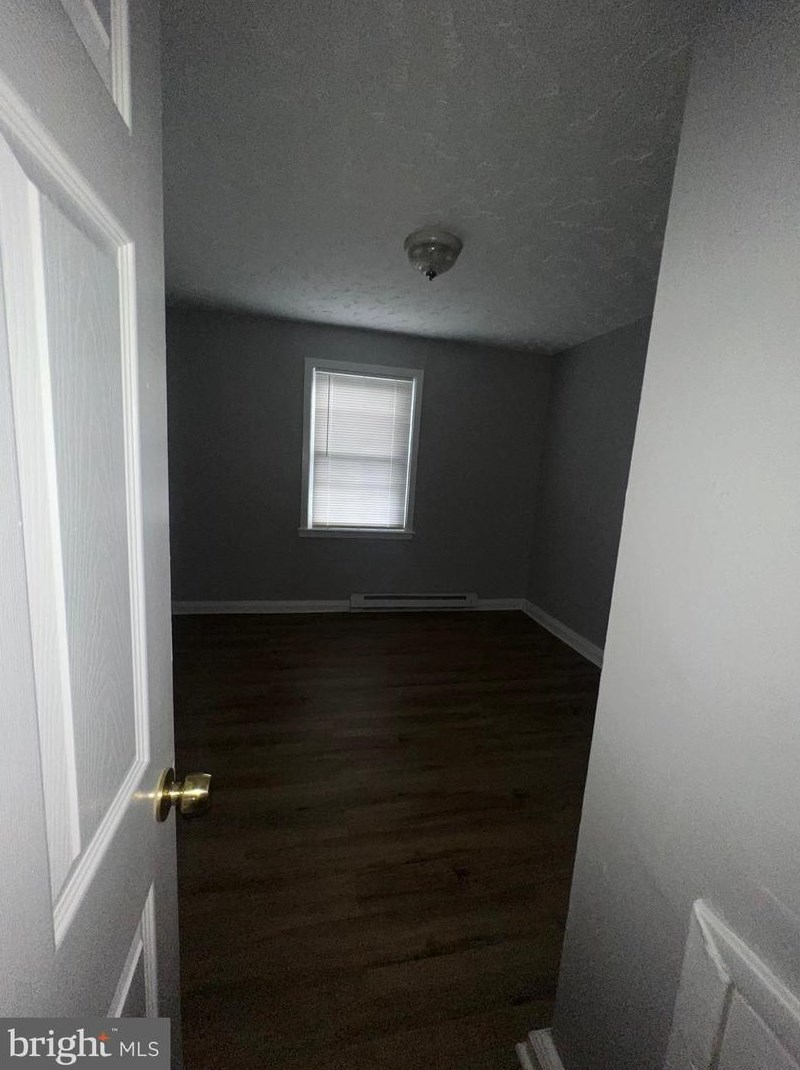 825 Stoll St, Baltimore MD  21225-2147 exterior