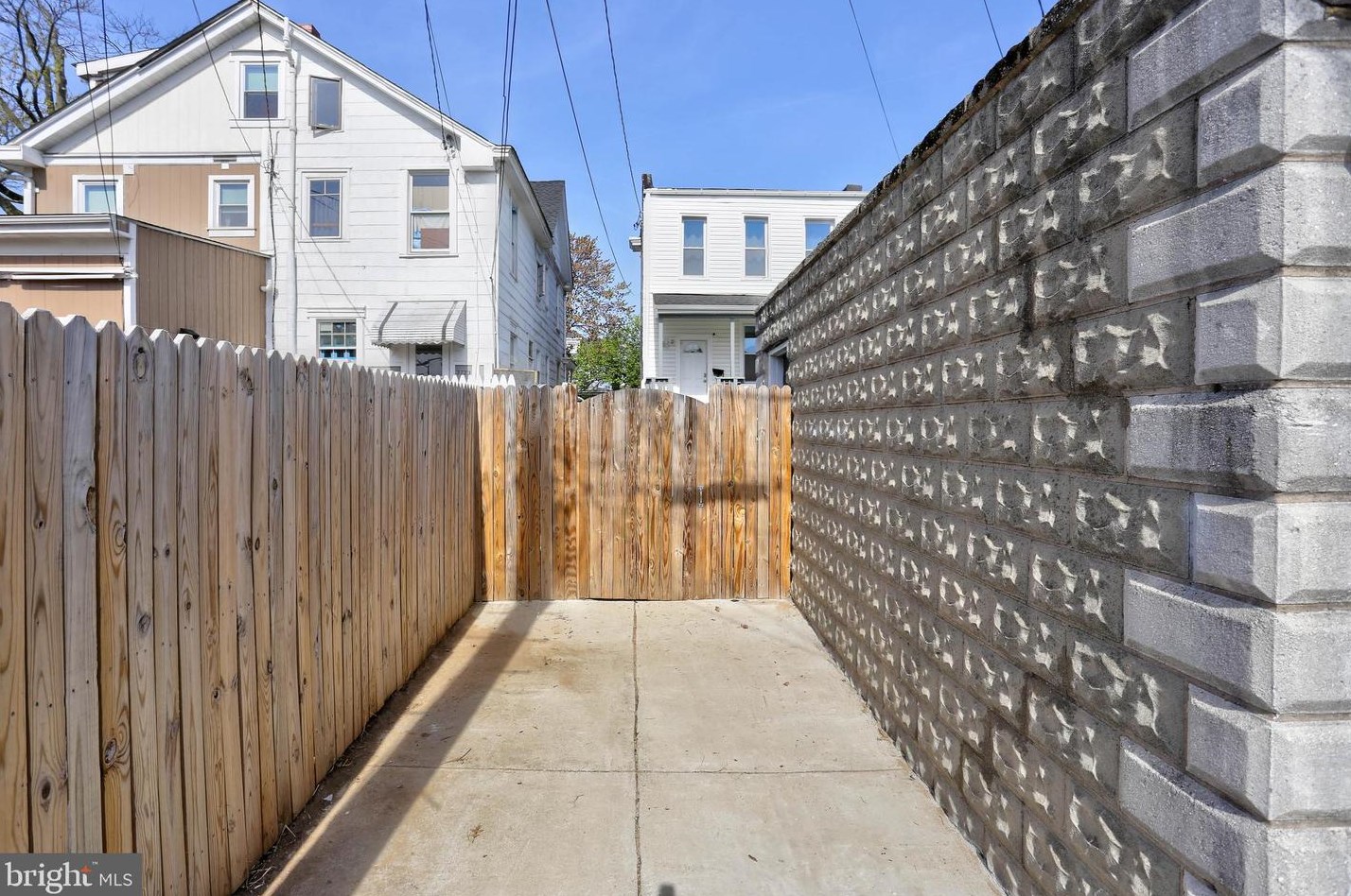 3721 5th St, Baltimore MD  21225-2031 exterior
