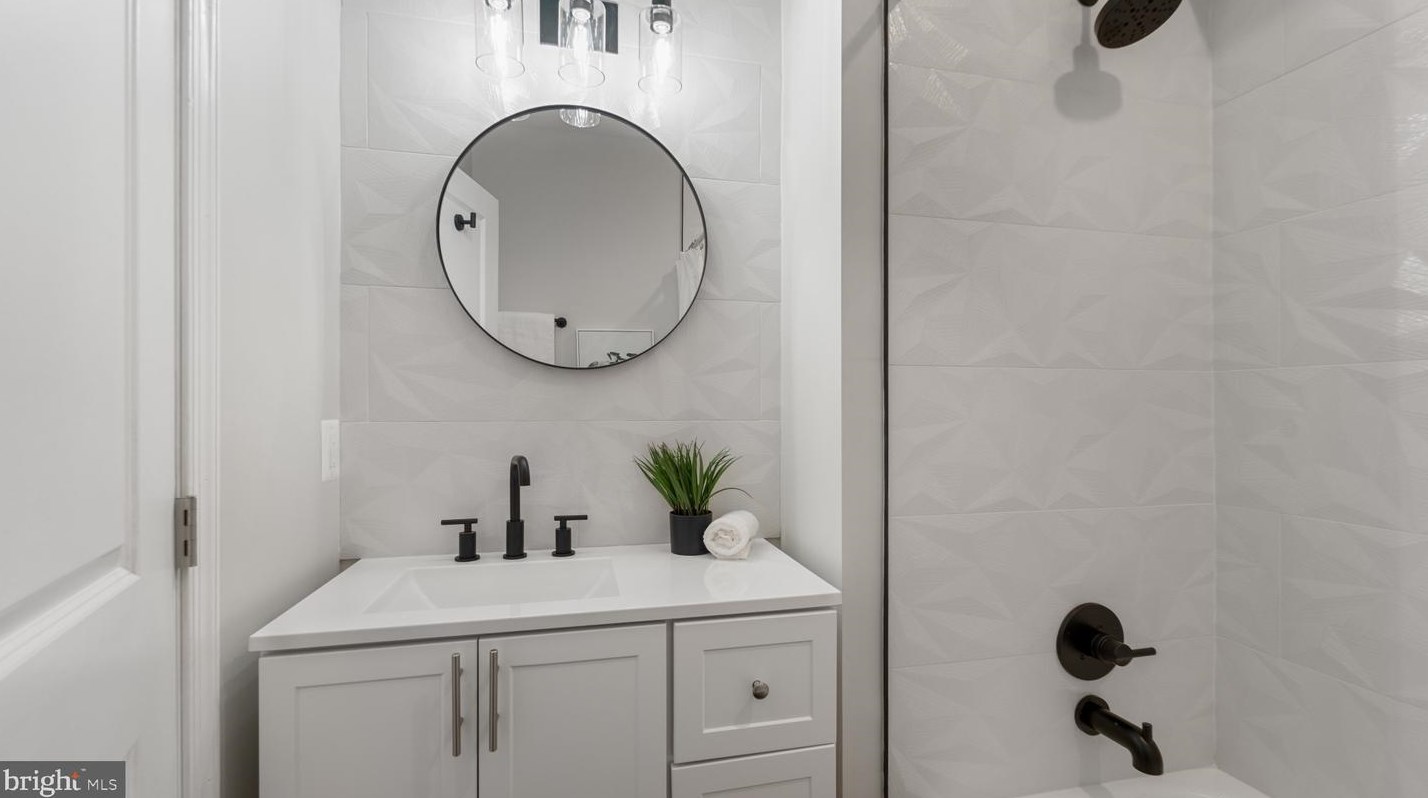 1429 Haubert St, Baltimore MD  21230-5221 exterior