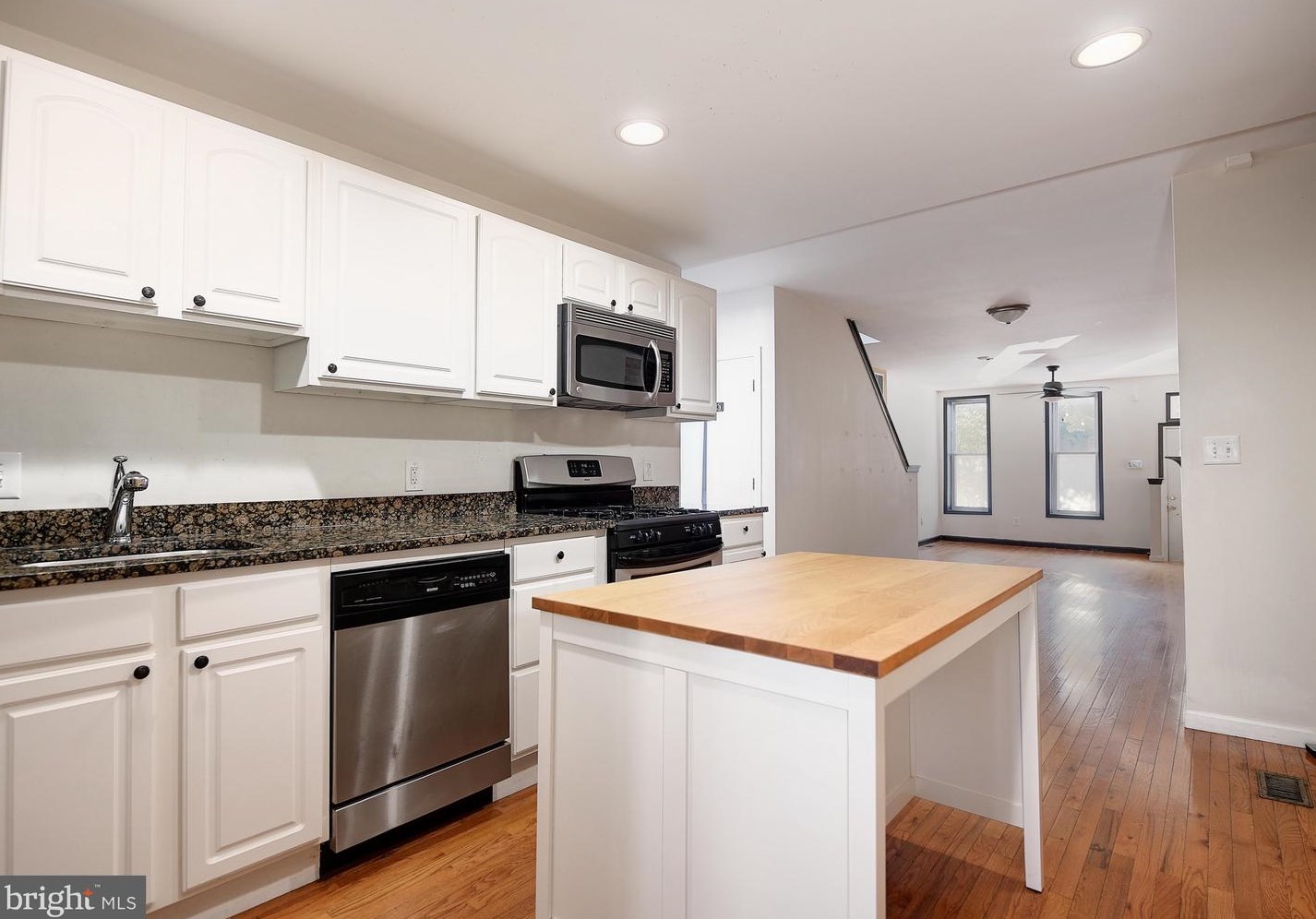 231 Milton Ave, Baltimore MD  21224-1012 exterior